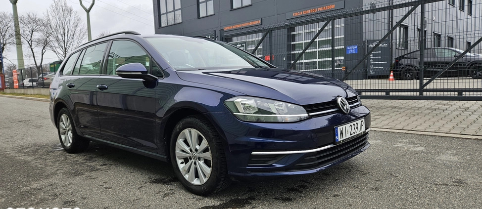 Volkswagen Golf cena 51499 przebieg: 136000, rok produkcji 2019 z Marki małe 46